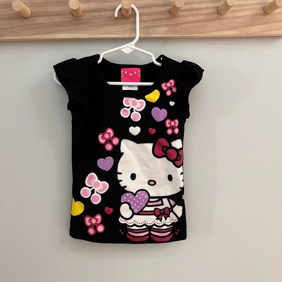 Hello Kitty black Tee Girls Size 4 (Little Kids) - Picture 1 of 5